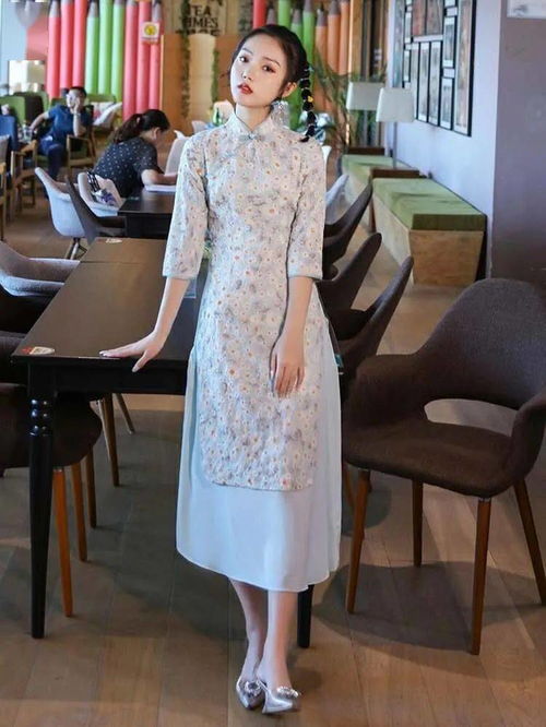 改良旗袍元素的服飾裝點名媛風(fēng)格